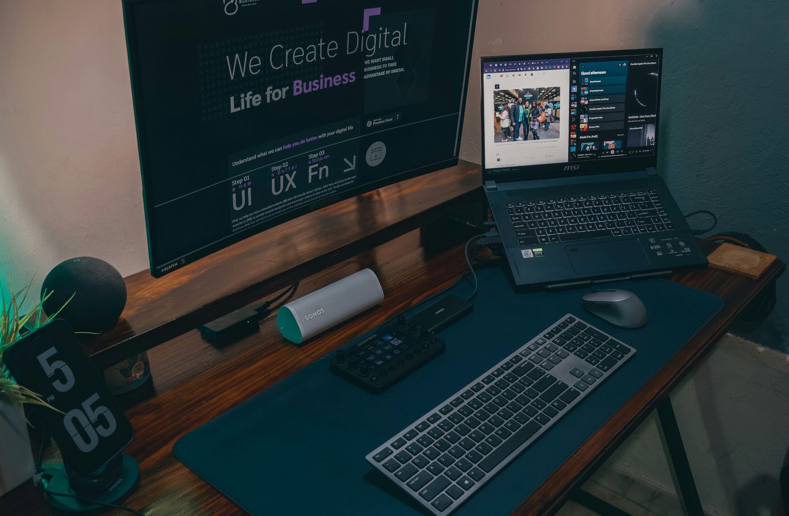 Hello World Featured Image